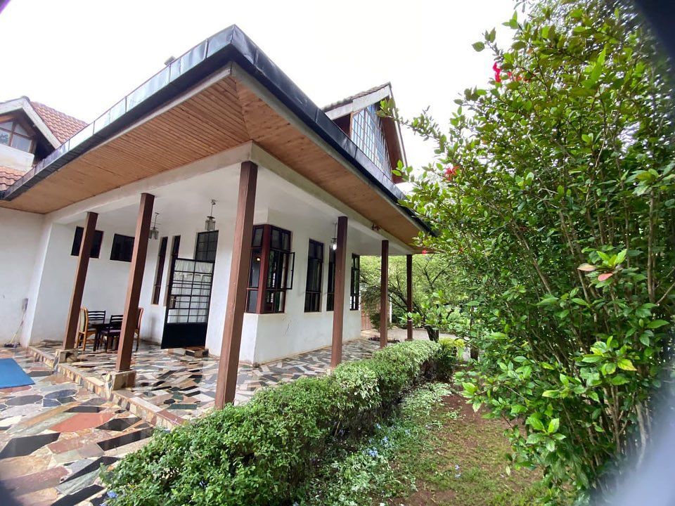 Ngong four bedroom stand-alone (up to 14 guests)