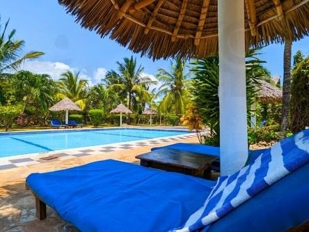 Diani two bedroom with pool