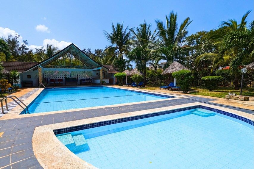 Diani studio near Carrefour